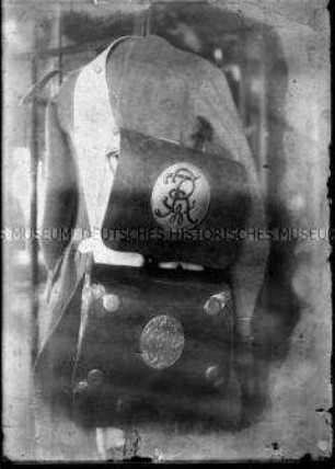 Patronentaschen (2) der preußischen Infanterie und Uniformrock