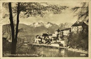 Salzkammergut. Gmunden, Traunausfluss.