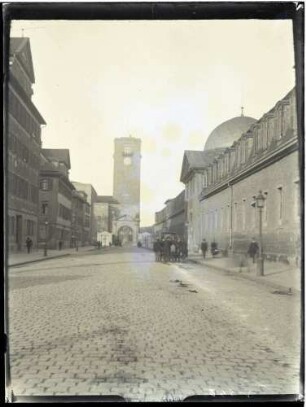 Hauptbahnhof, Königstor (1922 abgebrochen), Marstall (rechts im Bild)