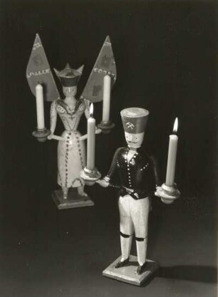 Leuchterengel und Leuchterbergmann. Gedrreht, bemalt. Seiffen, um 1930