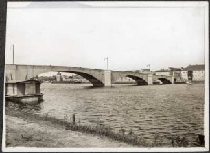 Schwedt (Oder). Blick auf Oderbrücke