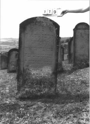 Grabstein 119