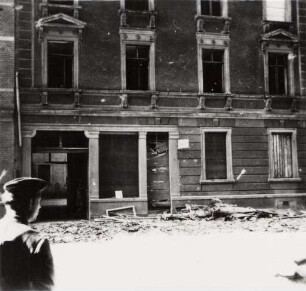 Zerstörungen Zweiter Weltkrieg - Stadtgebiet. Zigarrengeschäft Hartenegg, Winterstraße 42
