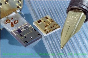 Triangulationsmesssensor des Instituts für Mikrostrukturtechnik (IMT)