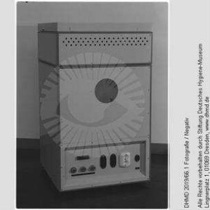 "Neuester Magnettonschrank"