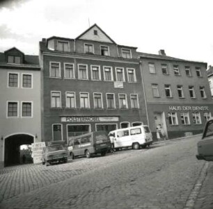 Auerbach, Altmarkt 8. Wohnhaus mit Laden. Straßenansicht