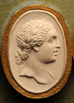 Profilkopf einer lorbeergeschmückten Muse (Daktyliothek, Erstes Mythologisches Tausend)