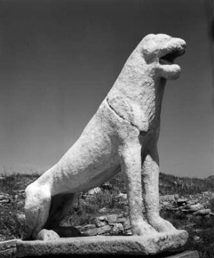 Löwe Nr. 1 : Delos. Löwenterrasse (600ante/576ante). Löwe Nr. 1