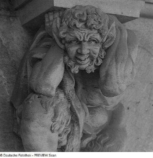 Dresden. Zwinger, Konsole mit hockendem Faun