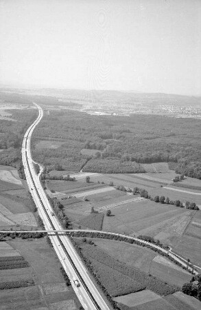 Autobahn, Richtung Norden zwischen Freiburg-Nord und Nimburg