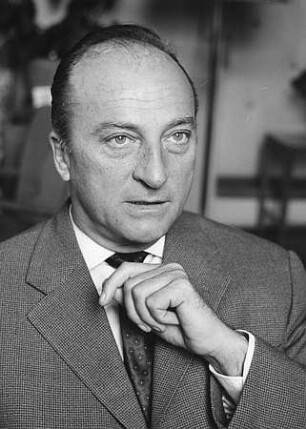 Kurt Hoffmann