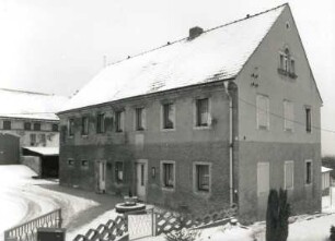 Malschendorf, Am Spritzenberg 9. Zweiseithof (1855). Wohnstallhaus