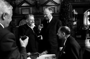 Freiburg: Trinkspruch mit [Joseph] Rey, [Anton] Dichtel, Oberbürgermeister [Josef] Brandel