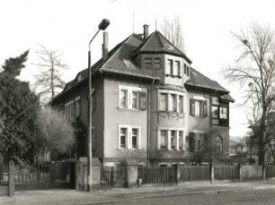 Dresden-Blasewitz, Barteldesplatz 4. Villa Ostermaier (1908), Straßenansicht