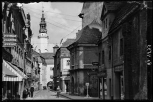 Lauban (Luban/Polen). Brüderstraße, Blick zum Rathausturm