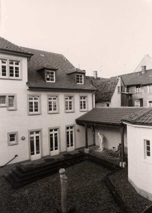 Altstadt, Dörfle. Brunnenstraße 47 / 49