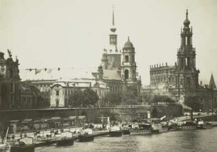 Dresden-Altstadt, Terrassenufer, Dampferanlegestelle mit Blick auf Brühlsche Terrasse, Ständehaus und Hofkirche
