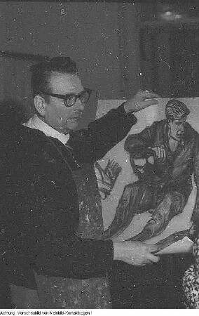 Paul Michaelis, Kunstmaler und Hochschullehrer in Dresden, während seiner Arbeit und im Gespräch mit dem Generaldirektor der Dresdner Museen, Max Seydewitz, 1962