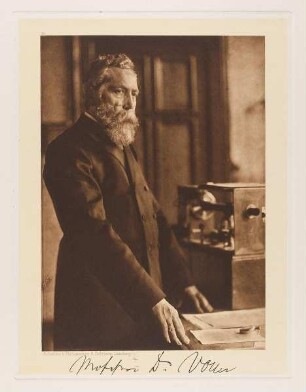 "Dr. phil. August Voller, Professor, Direktor des physikalischen Staatslaboratoriums" aus der Mappe "Hamburgische Männer und Frauen am Anfang des XX. Jahrhunderts"