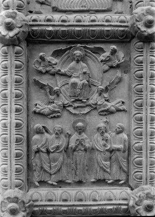 Türflügel — 2. Feld: Christi Himmelfahrt