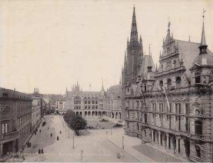 Stadtansicht, Schlossplatz Rathaus und neue Töchterschule. Wiesbaden