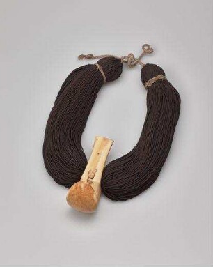 Brustschmuck
