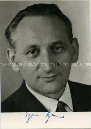 Egon Bahr, mit gedrucktem Autograph