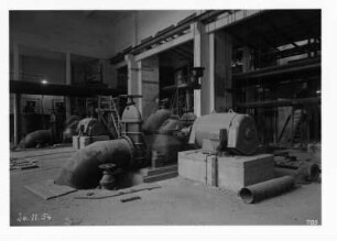 Industrie-Kraftwerk. Pumpenanlage 40 atü während der Montage : Lauta (Niederlausitz). Industrie-Kraftwerk. Pumpenanlage 40 atü während der Montage