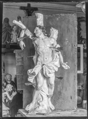 Pfarrkirche, Figur des Hl. Sebastians