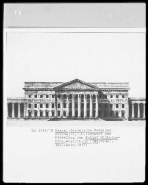 Kassel & Schloß Wilhelmshöhe & Mittelbau