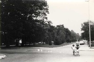 Privatgebäude, Straßen und Plätze in Karlsruhe. Erzbergerstraße