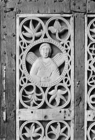 Buchdeckel mit den Evangelistensymbolen — Symbol des Evangelisten Matthäus