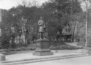 Denkmal für General Konstantin von Alvensleben