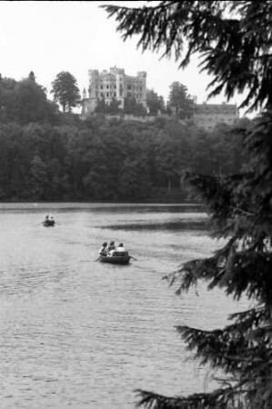 Hohenschwangau: Touristen am Alpsee