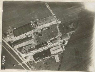 Bayer. Flugzeugwerke (900 m)