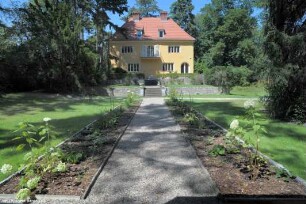 Garten Riemeisterstraße 37; Berlin, Steglitz-Zehlendorf
