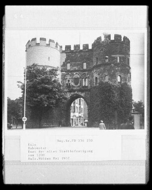 Köln, Hahnentor, Feldseite