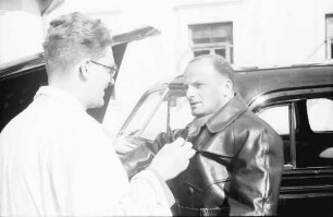 Bukarest: Gespräche am Auto, Ingenieur-Chauffeur Boila