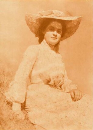 Dame mit Strohhut