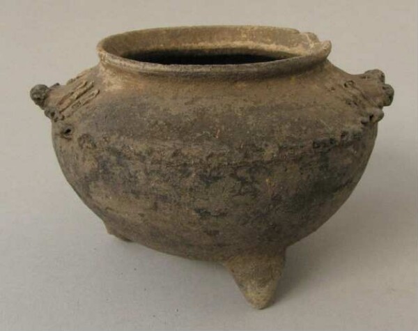 Clay vessel