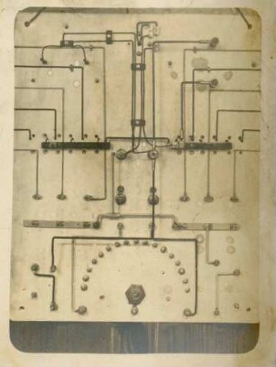 Foto eines Bauteils der Schalteinrichtung für die elektrische Lichtanlage bei Laon