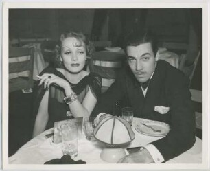 Marlene Dietrich und Cesar Romero (Los Angeles, 1935) (Archivtitel)