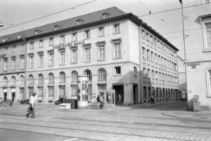 Umbau der Niederlassung der Dresdner Bank in der Karl-Friedrich-Straße 7