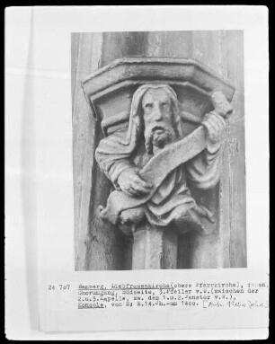 Apostel mit Schriftband?