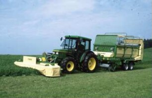Fotografie: Futtererntetechnik, Ladewagen, Be- und Entladen, Trommelmähwerk, Frontmähwerk
