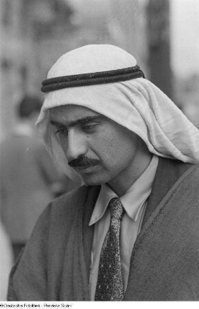 Porträt eines arabischen Festspielteilnehmers