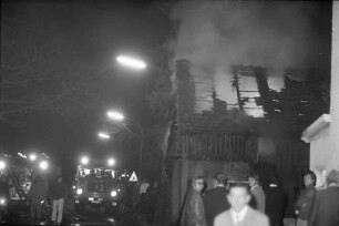 Brand in einem Nebengebäude der Gaststätte "Weißes Haus" in der Straße "Am Wald"