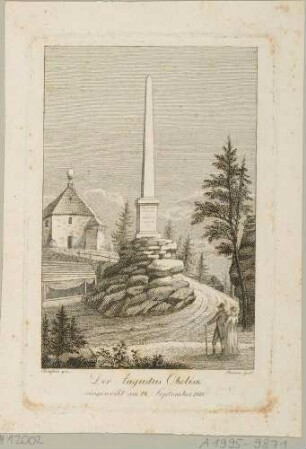Der Augustus Obelisk auf dem Keulenberg südlich von Königsbrück in der Westlausitz, im Hintergrund das Jagdschlösschen