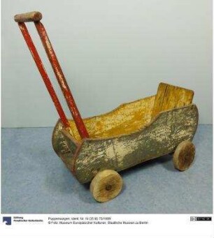 Puppenwagen