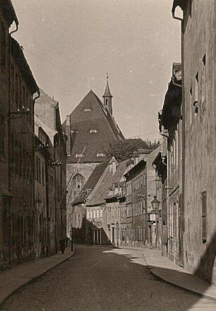 Freiberg (Sachsen). Kirchgasse. Blick nach Osten zum Dom